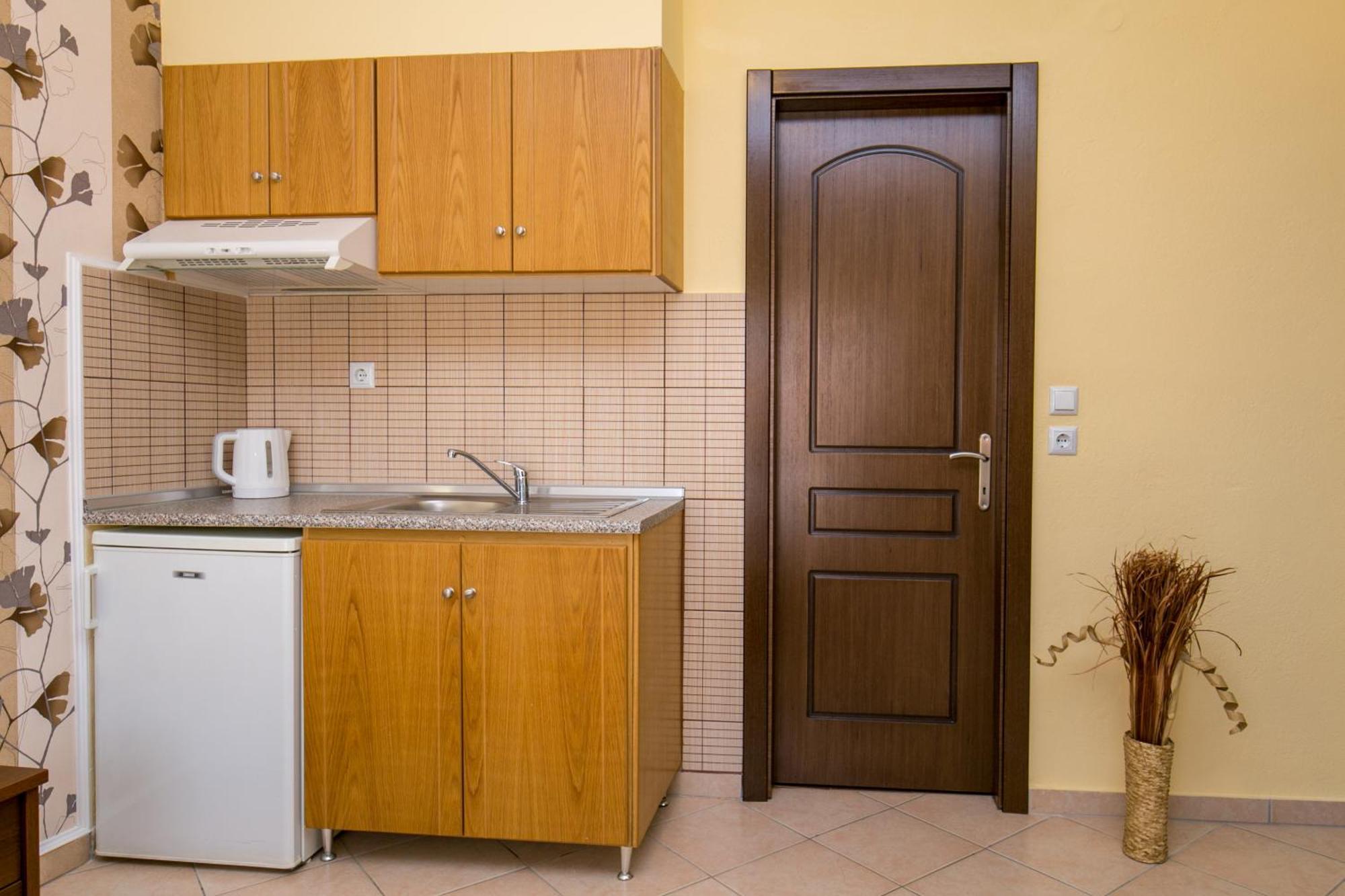 Markos Studios Potos Luaran gambar