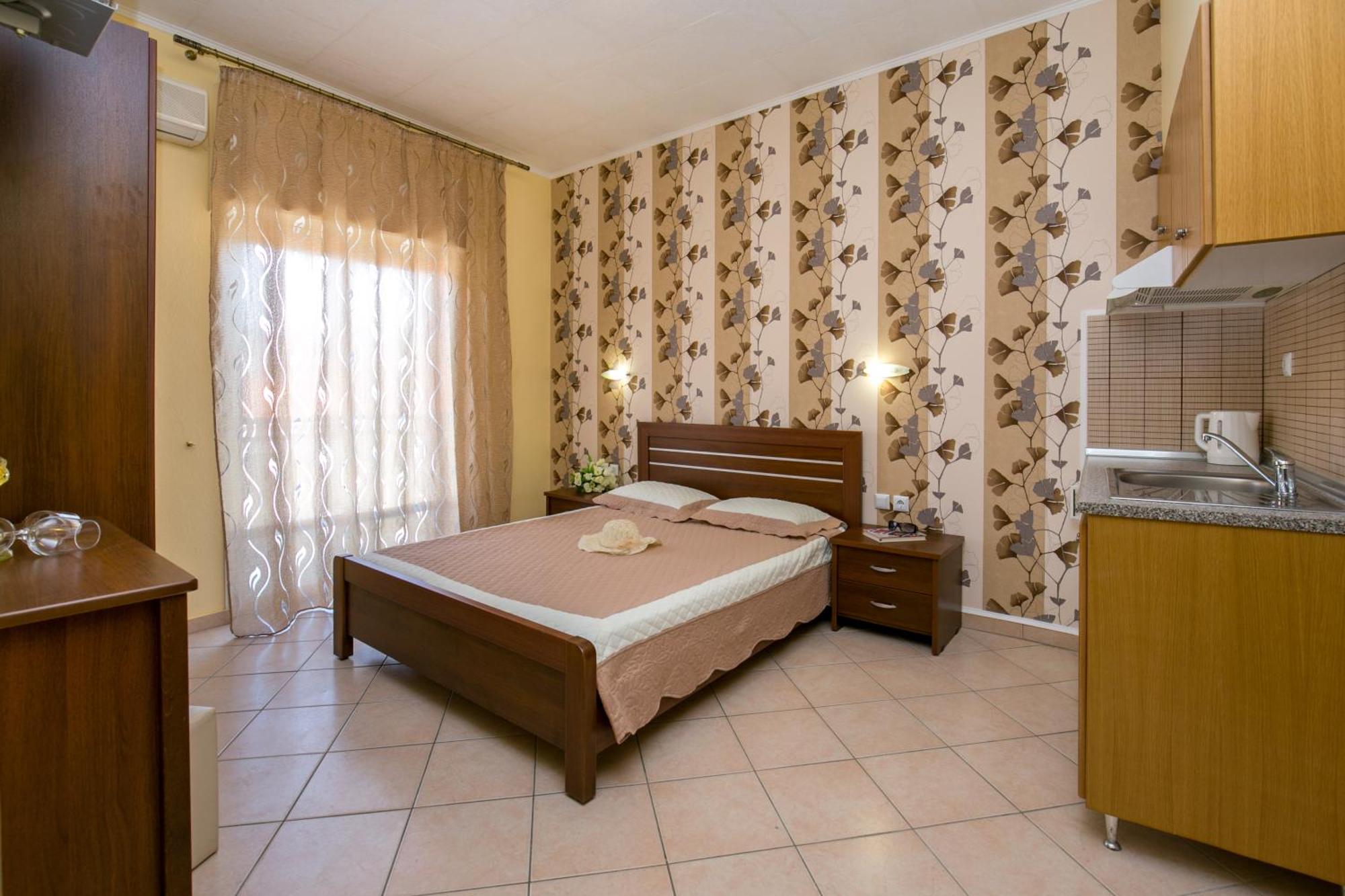Markos Studios Potos Luaran gambar